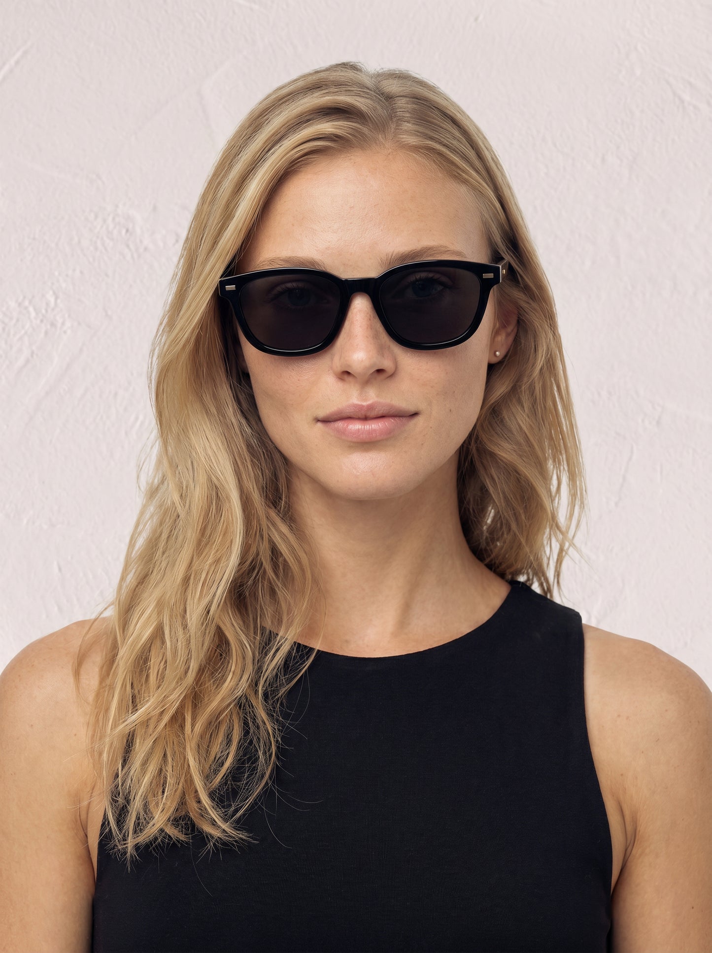 Elio Midnight Sunglasses